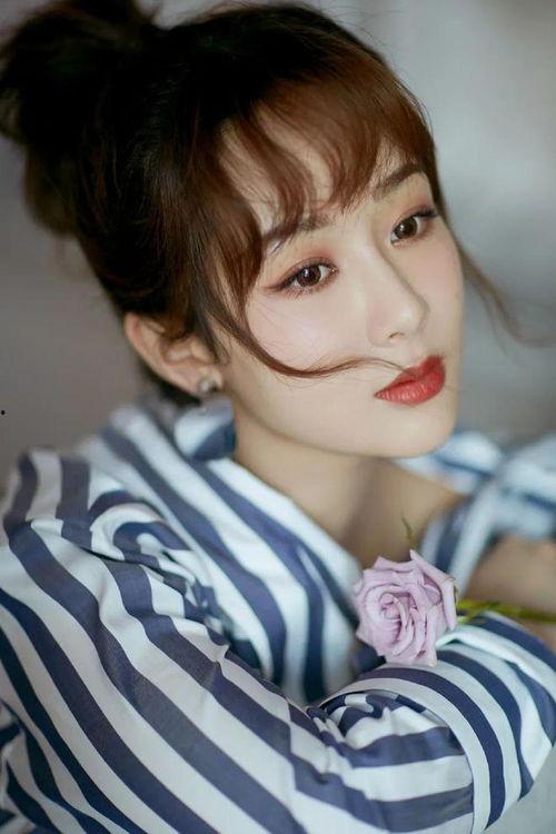 娱乐吃瓜直播杨紫是谁